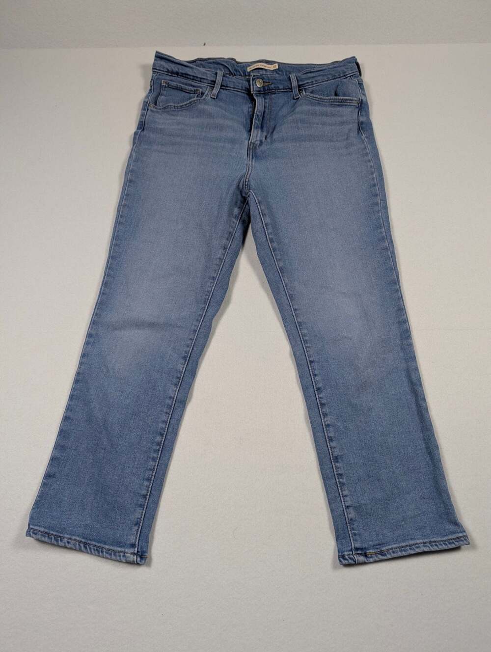 Levi's 724 High Rise Straight Crop Jeans
